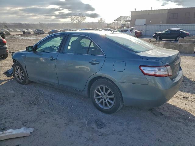 Toyota Camry Hybrid Image 6
