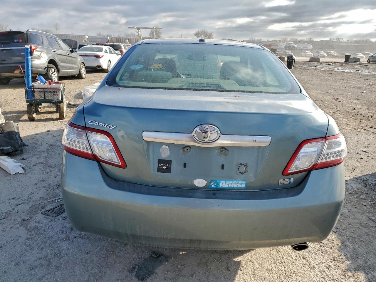 Toyota Camry Hybrid Image 4