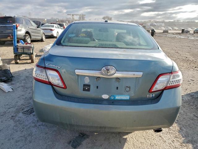 Toyota Camry Hybrid Image 4