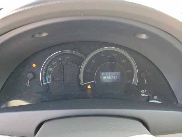 Toyota Camry Hybrid Image 9