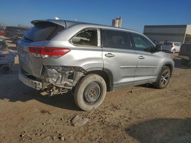 Toyota Highlander Le Image 2