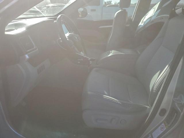 Toyota Highlander Le Image 7