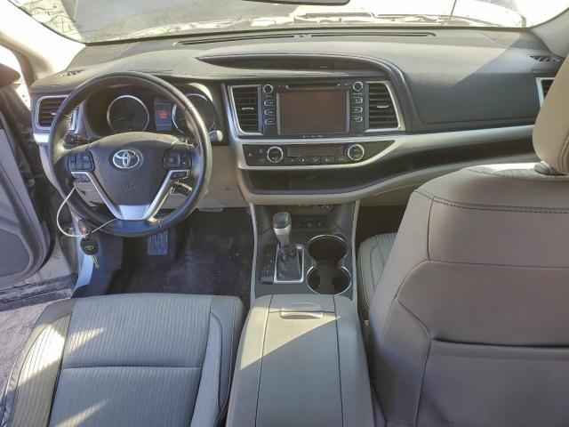 Toyota Highlander Le Image 13