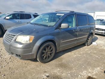  Salvage Chrysler Minivan