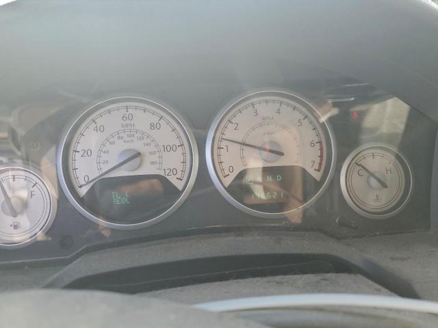 Chrysler Minivan Touring Image 7