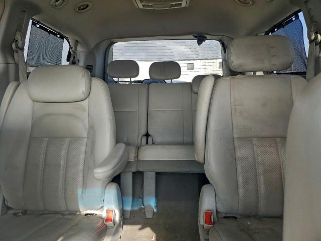 Chrysler Minivan Touring Image 13