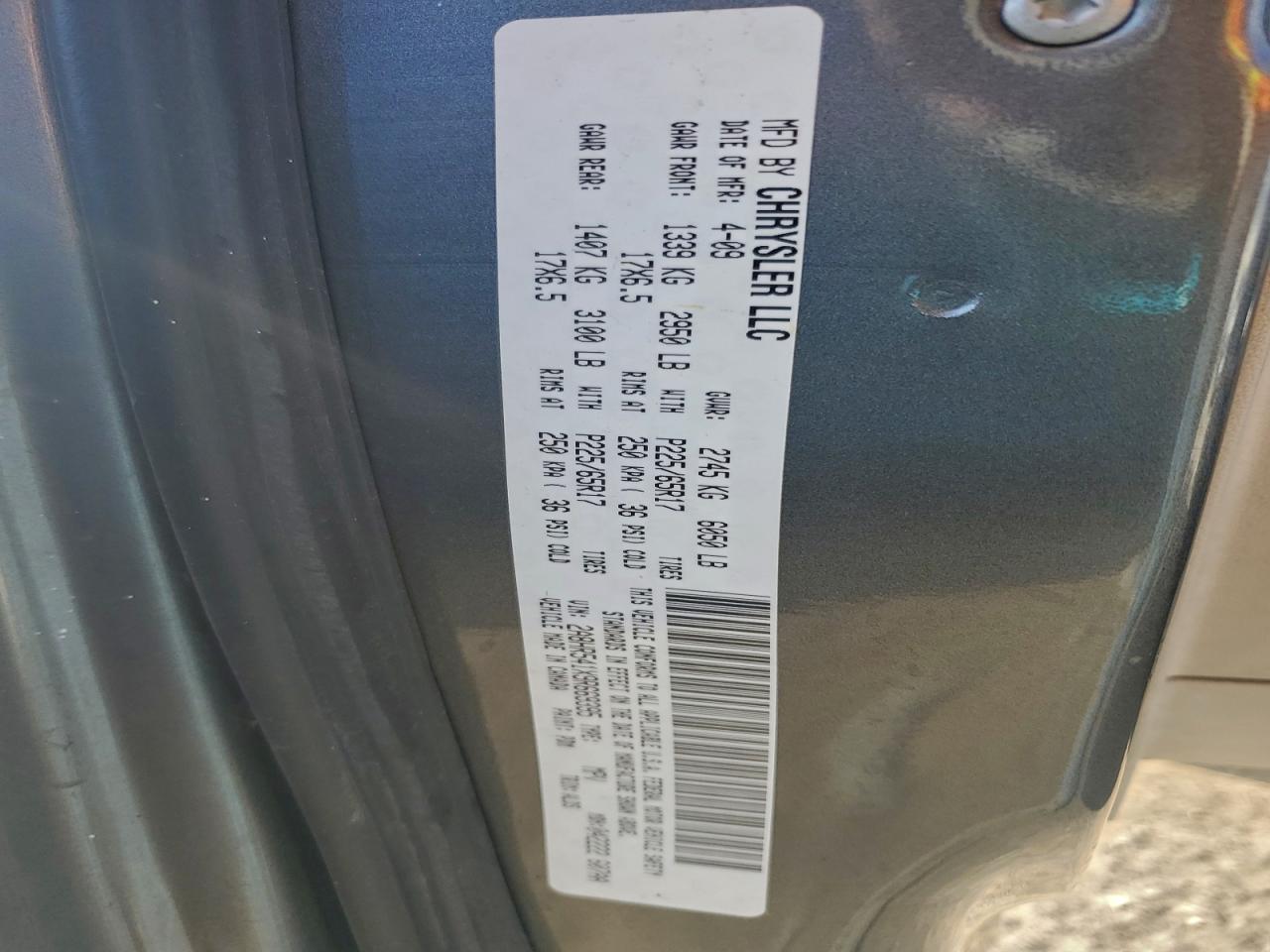 Chrysler Minivan Touring Image 10