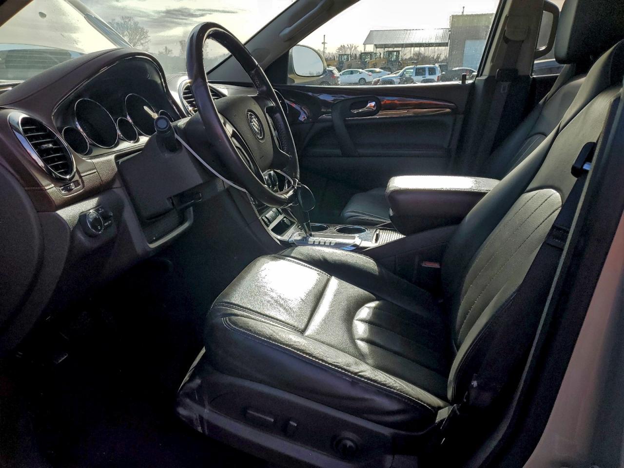 Buick Enclave Image 8
