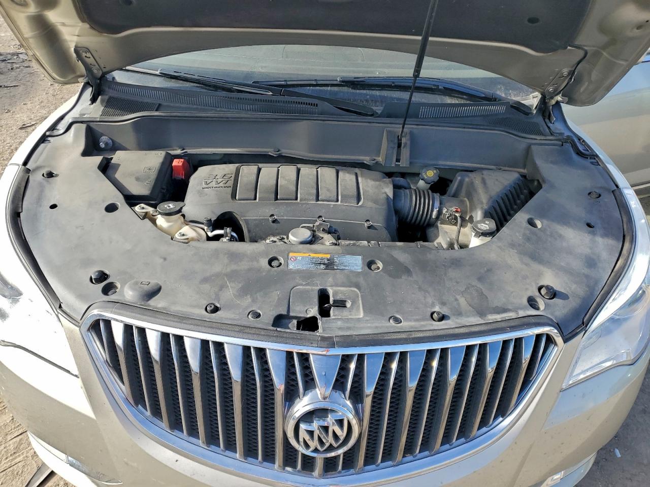 Buick Enclave Image 12