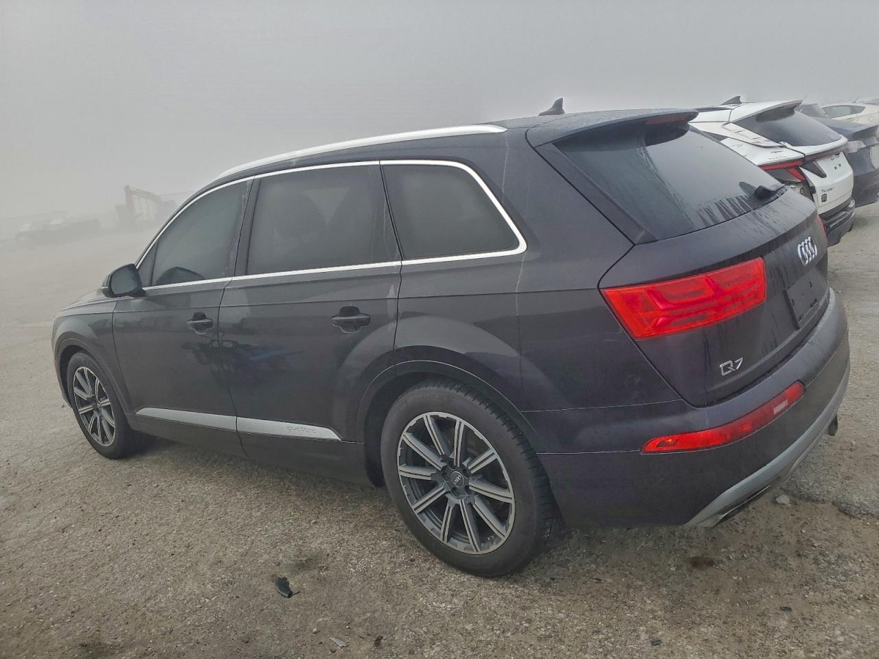 Audi Q7 Prestige Image 3