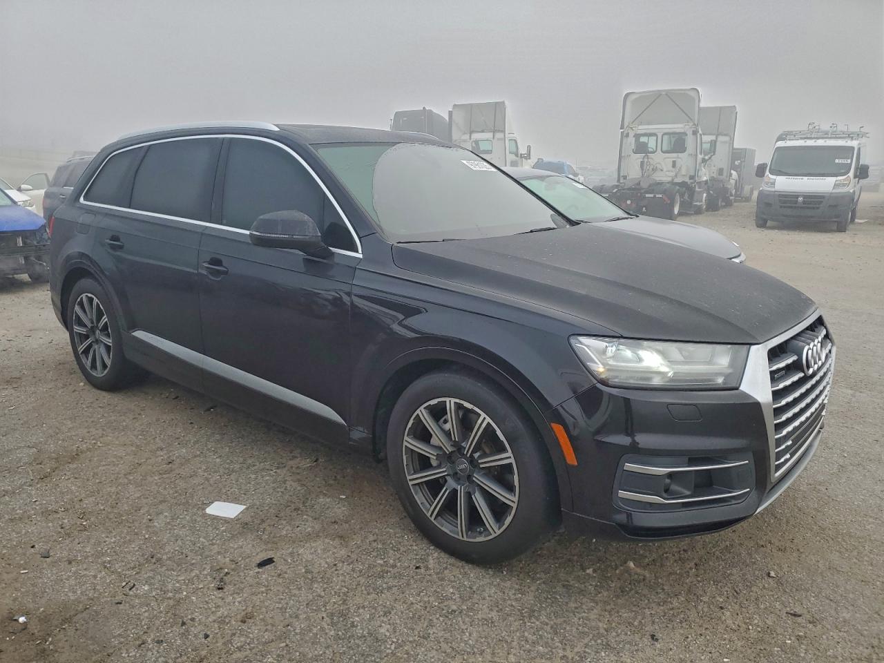 Audi Q7 Prestige Image 12