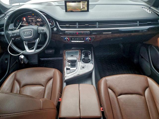 Audi Q7 Prestige Image 8