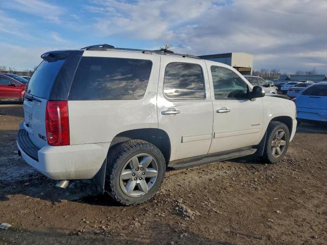 GMC Yukon Slt Image 2