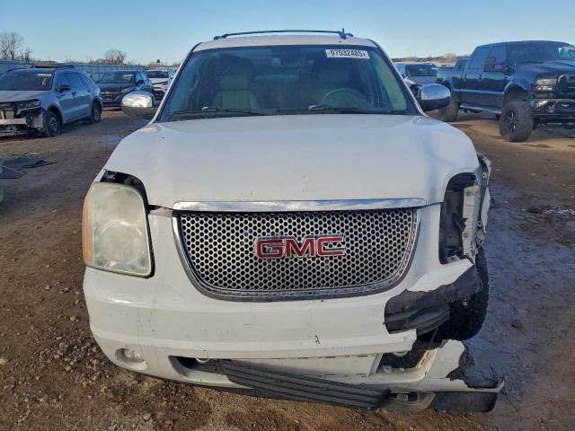 GMC Yukon Slt Image 4