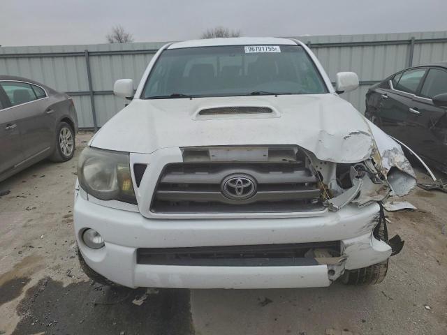 Toyota Tacoma Double Cab Prerunner Image 11