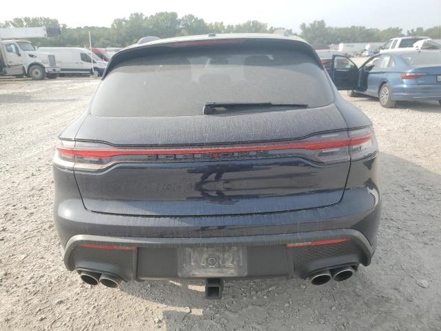 Porsche Macan S Image 8