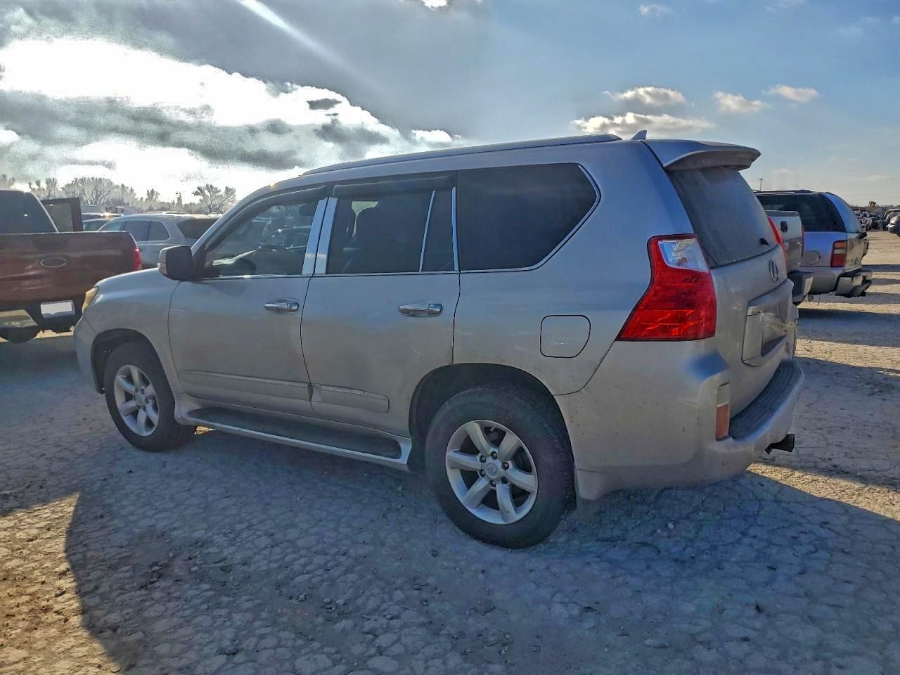 Lexus Gx 460 Premium Image 4