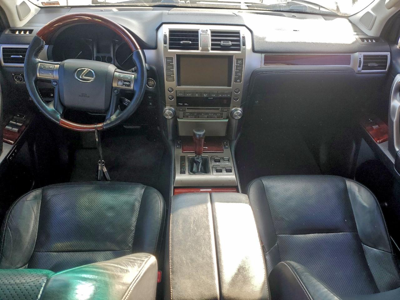 Lexus Gx 460 Premium Image 13