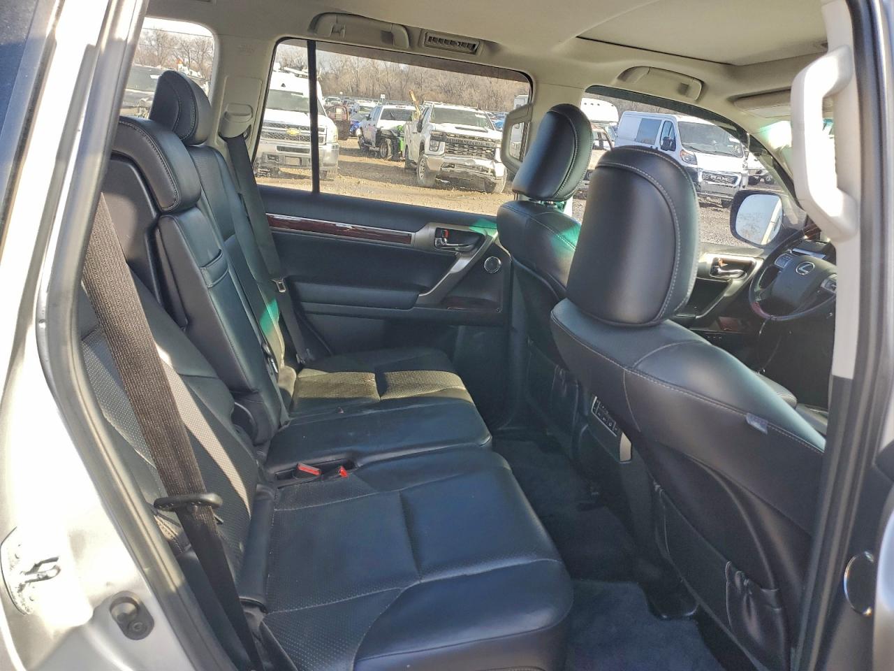 Lexus Gx 460 Premium Image 12