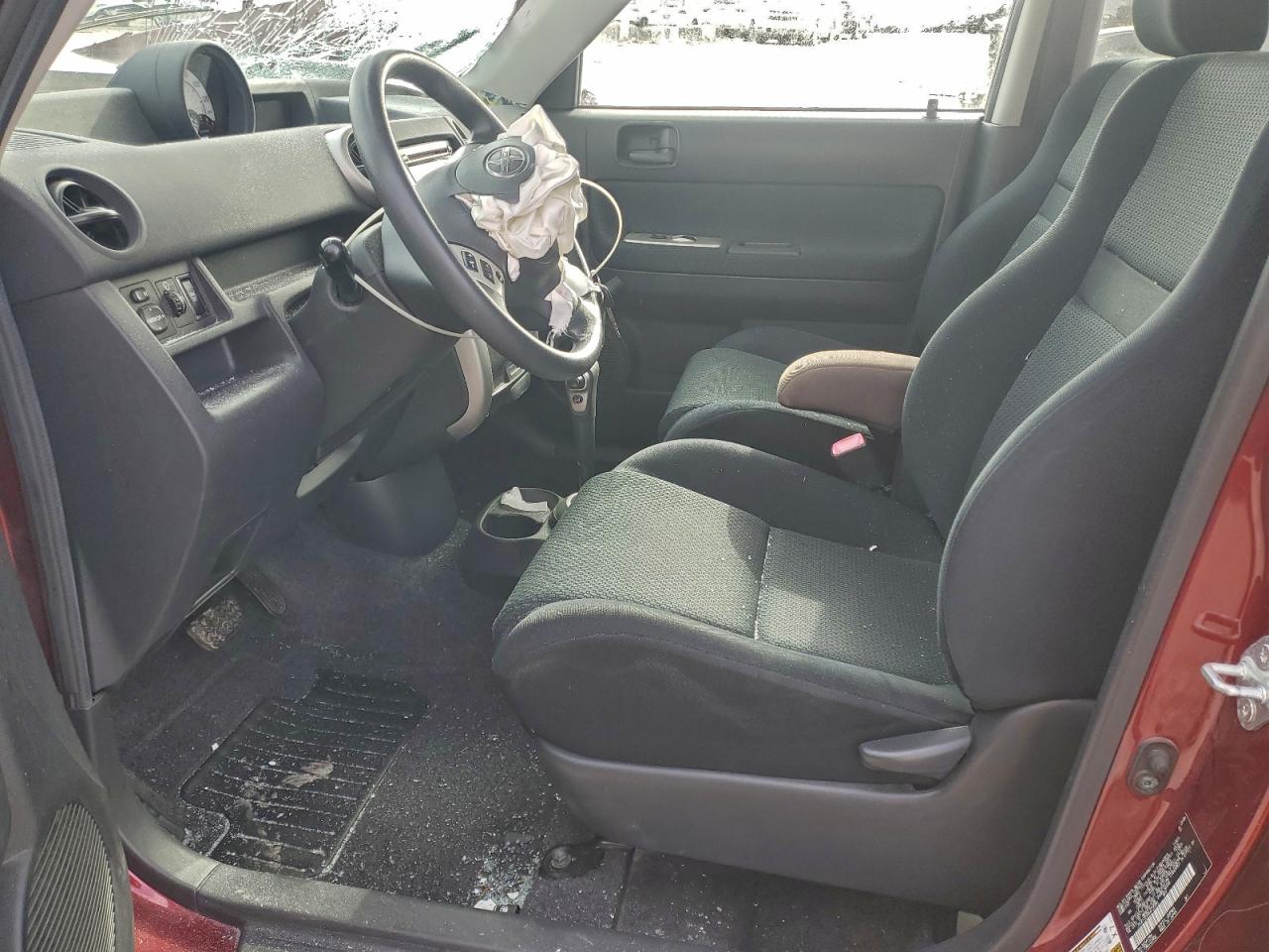 Toyota Scion Xb Image 5