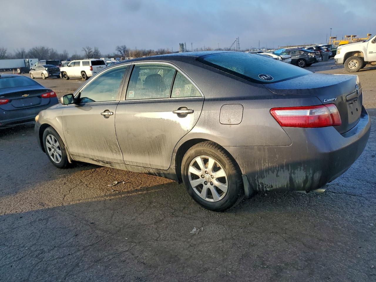 Toyota Camry Se Image 10