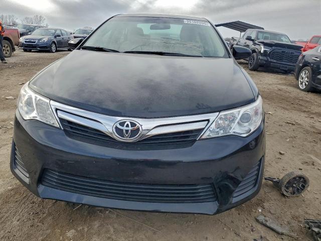 Toyota Camry L Image 7