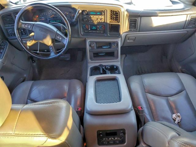GMC Yukon K1500 Image 10