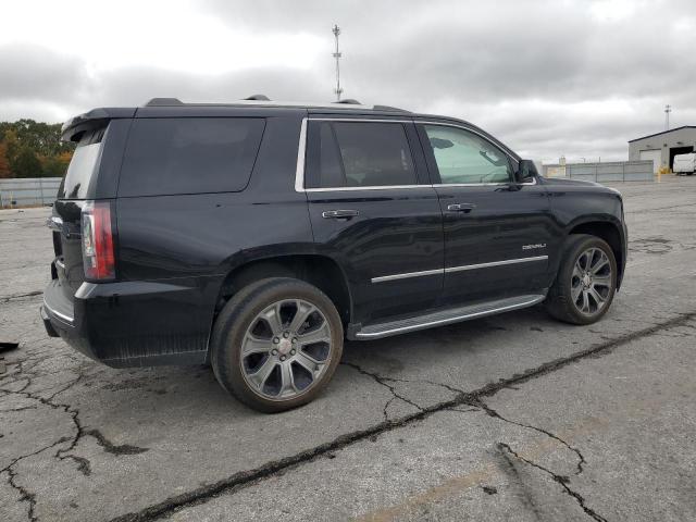 GMC Yukon Denali Image 12