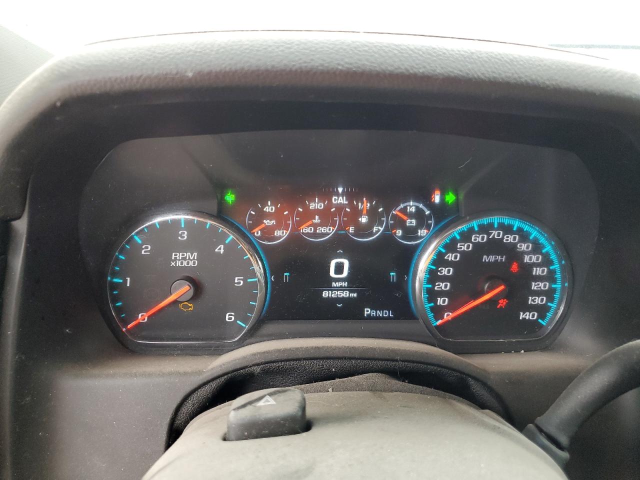 GMC Yukon Denali Image 8