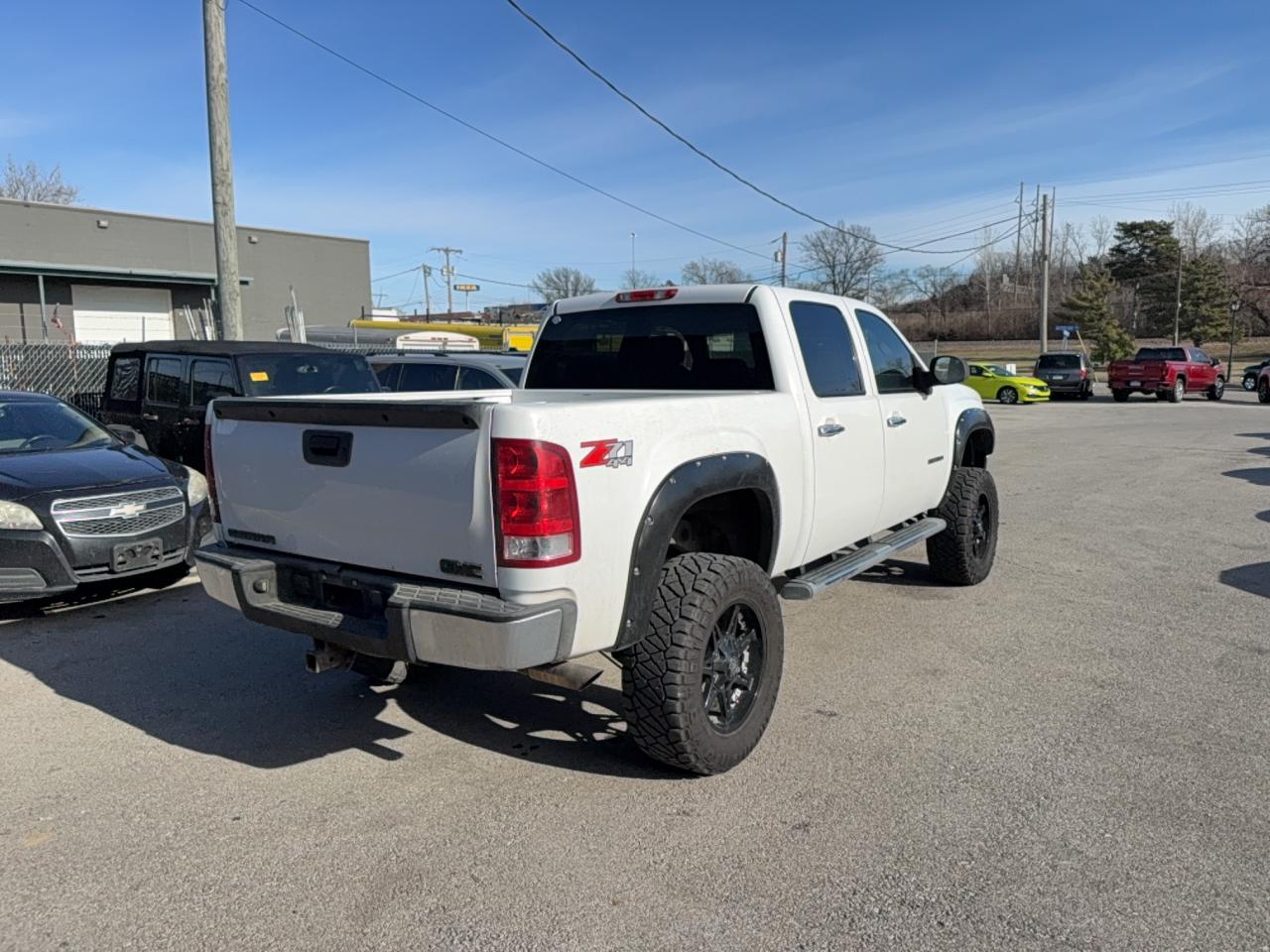 GMC Sierra K1500 Image 8