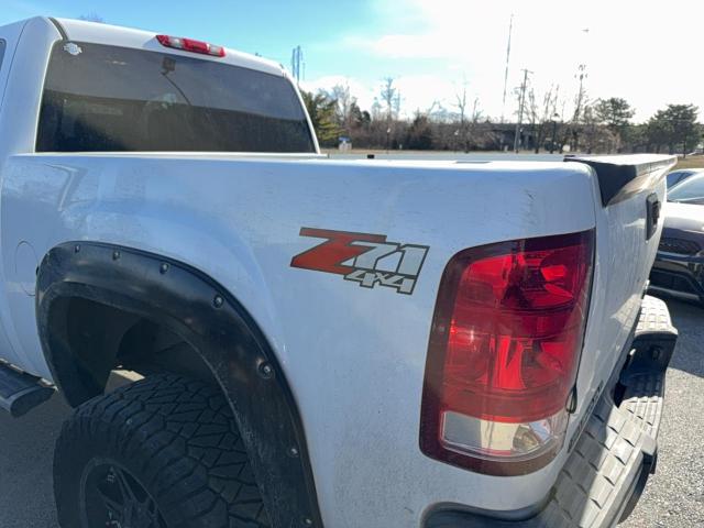 GMC Sierra K1500 Image 10