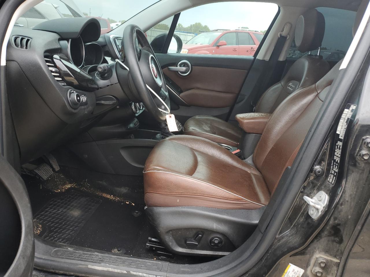 FIAT 500 Lounge Image 3