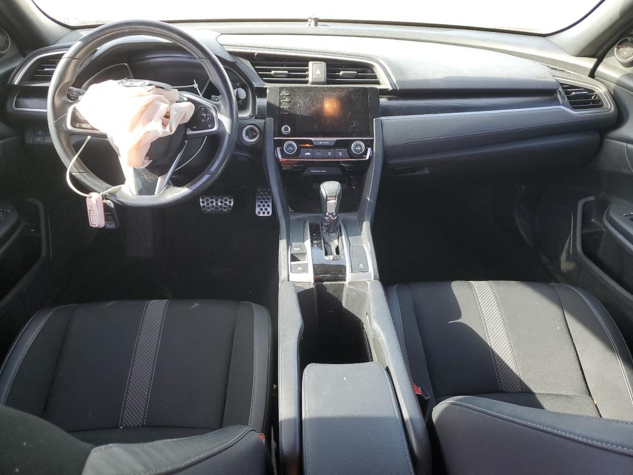 Honda Civic Sport Image 6