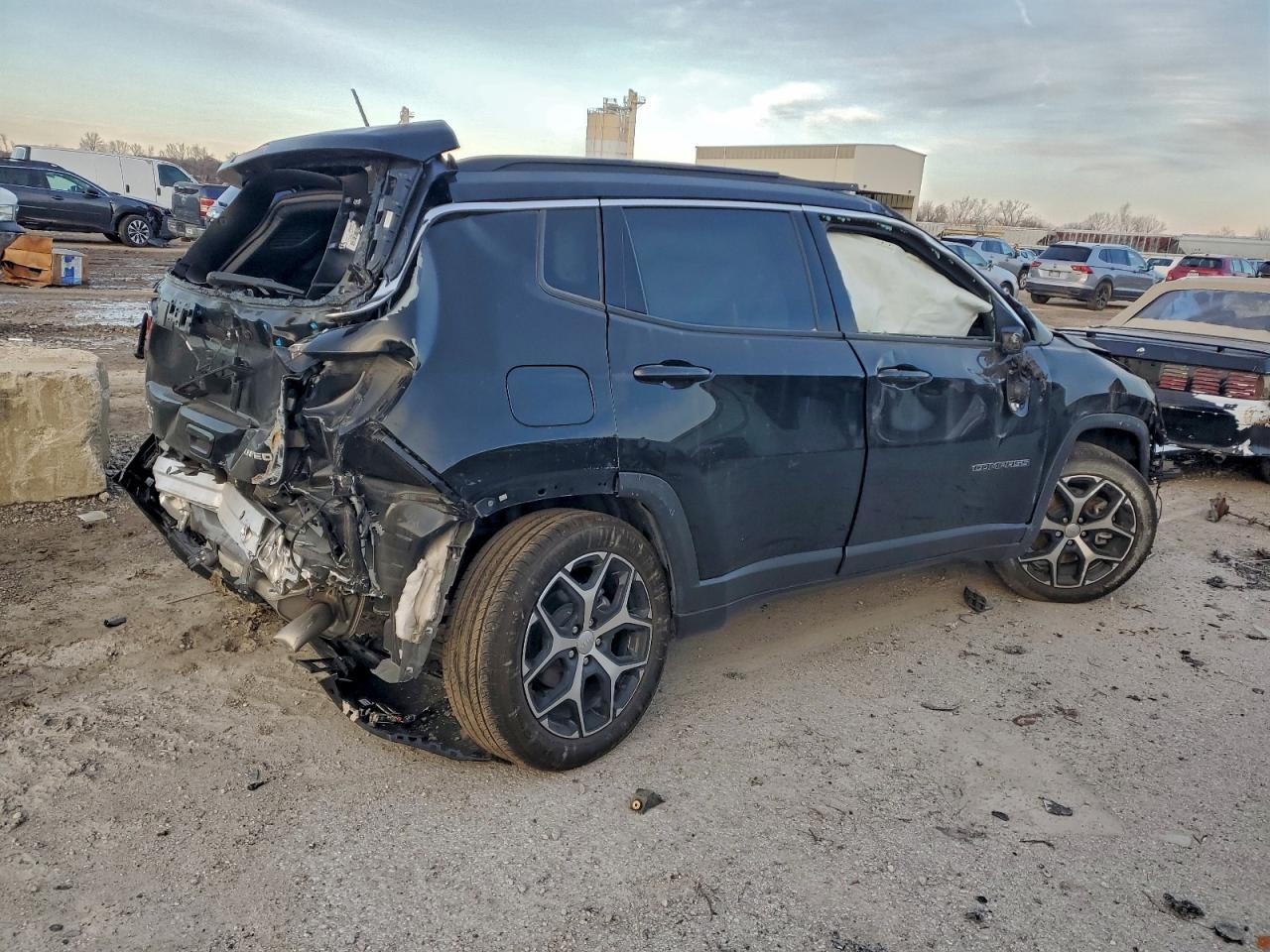 Jeep Compass Limited Image 3