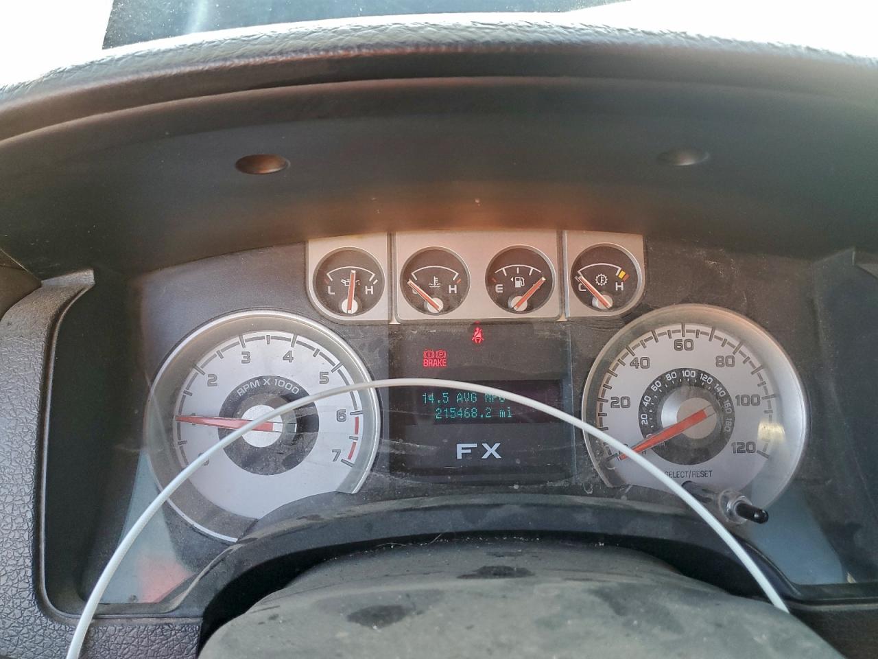 Ford F-150 Supercrew Image 12