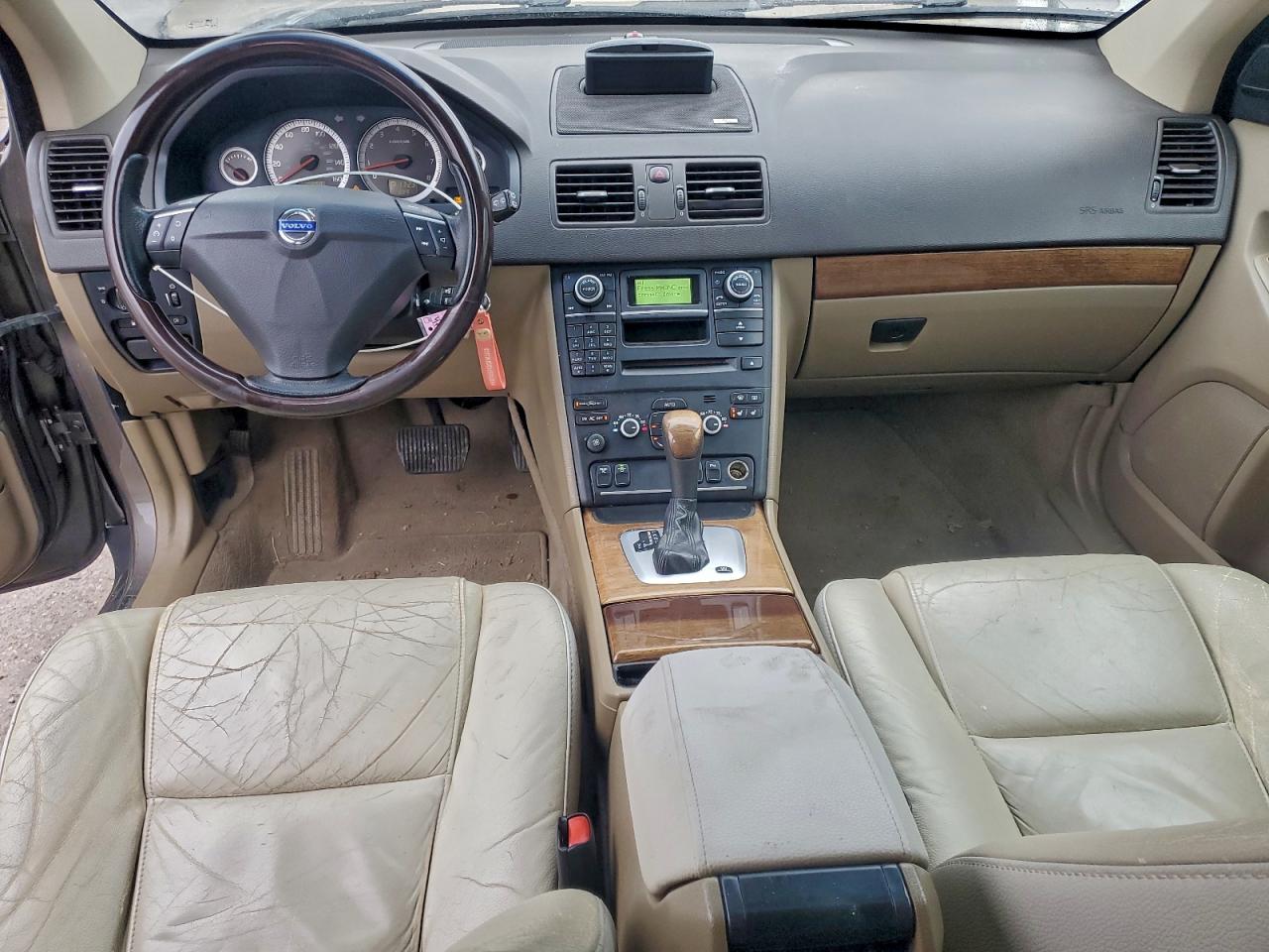 Volvo XC90 3.2 Image 9