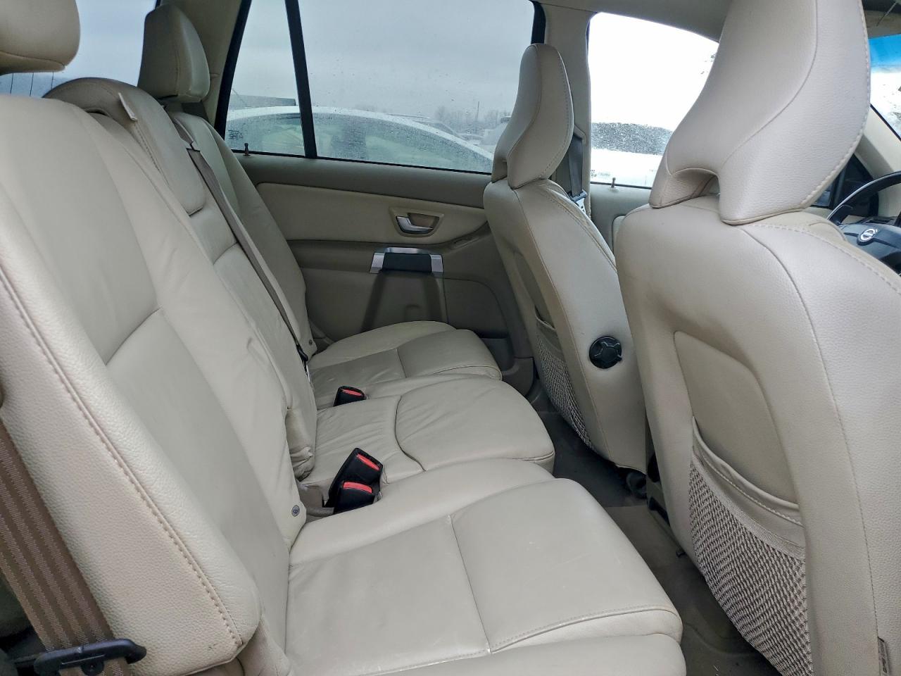 Volvo XC90 3.2 Image 8