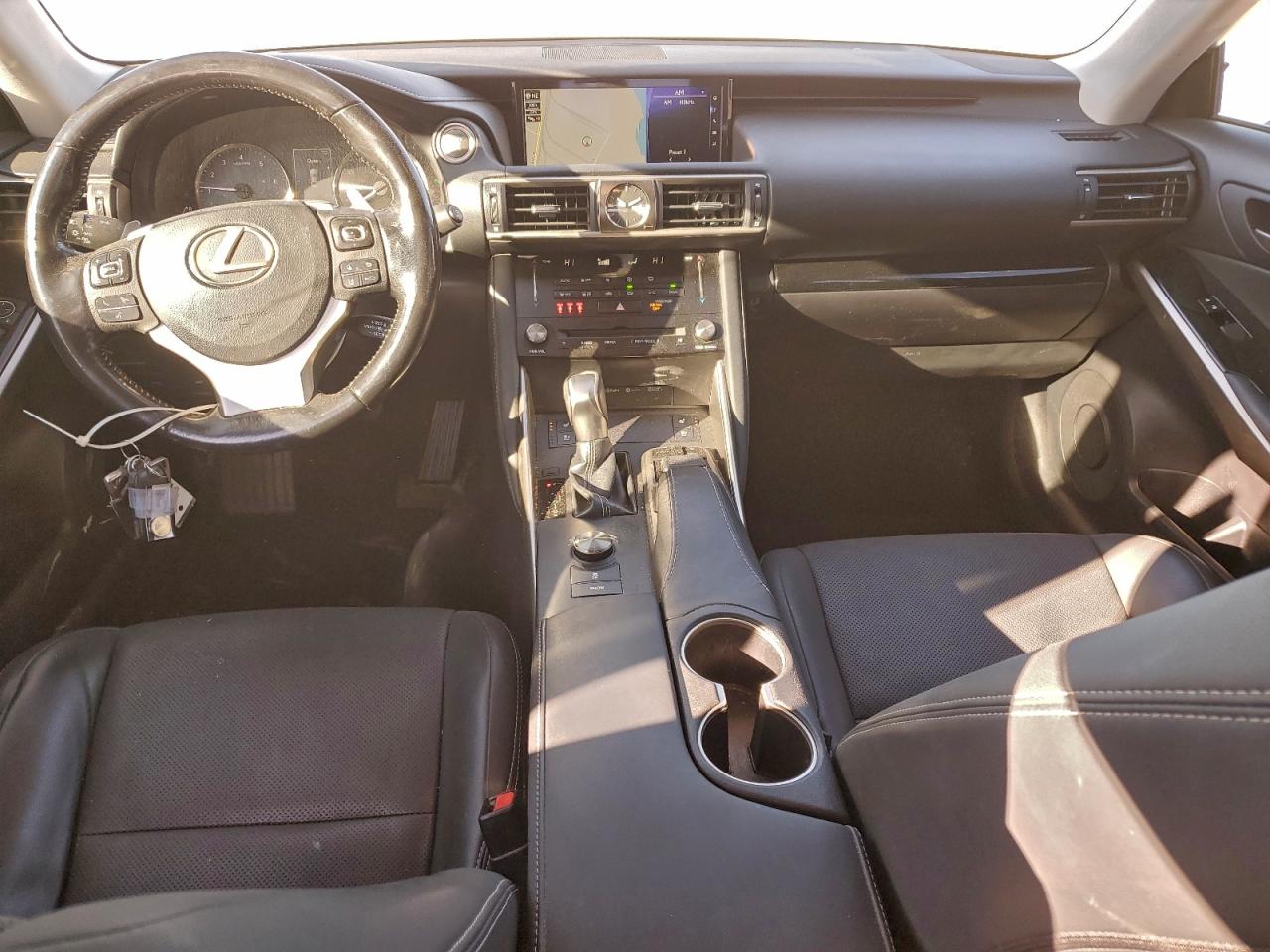 Lexus Is 300 Image 5