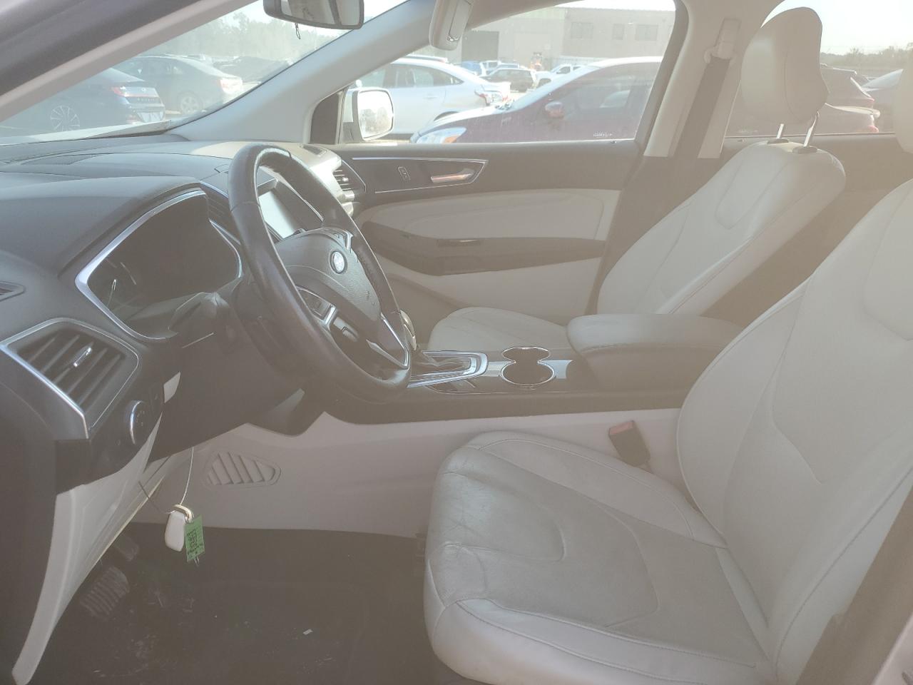 Ford Edge Titanium Image 8