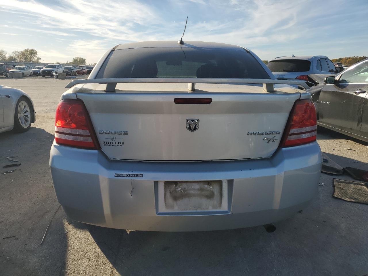 Dodge Avenger R/t Image 5