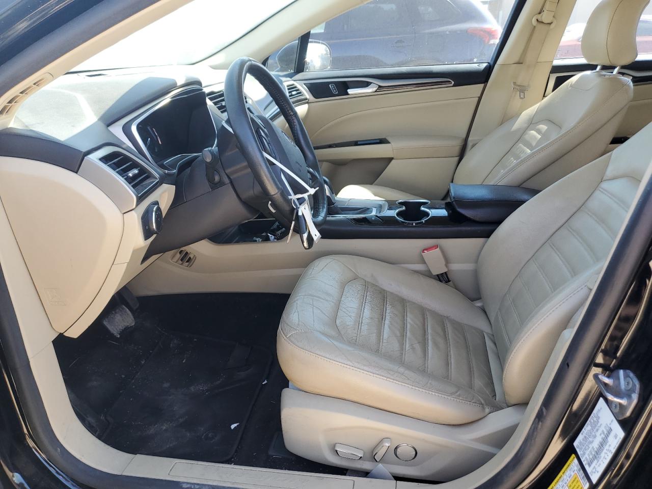 Ford Fusion Se Image 5