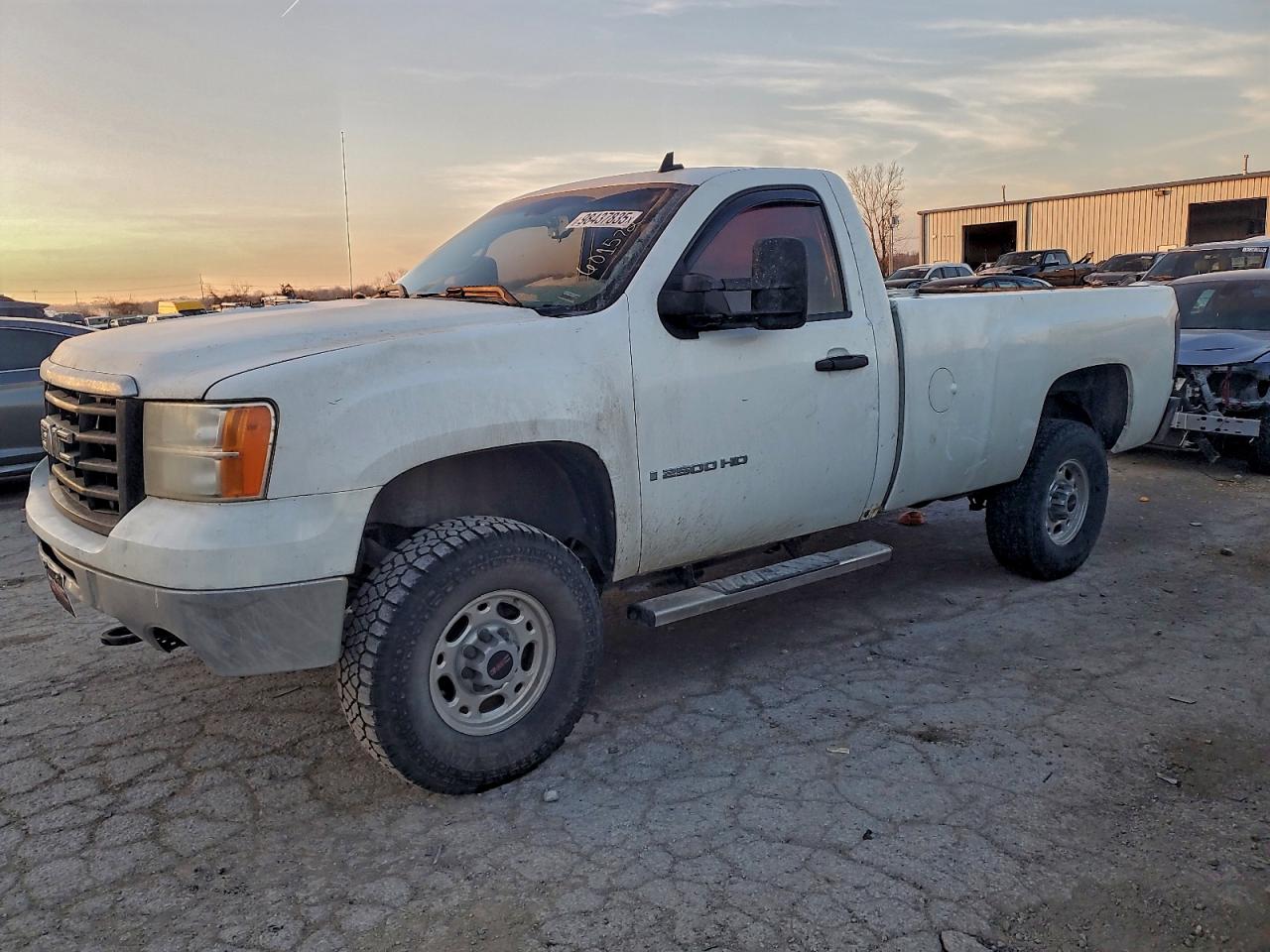 GMC Sierra C2500 Heavy Duty Image 1