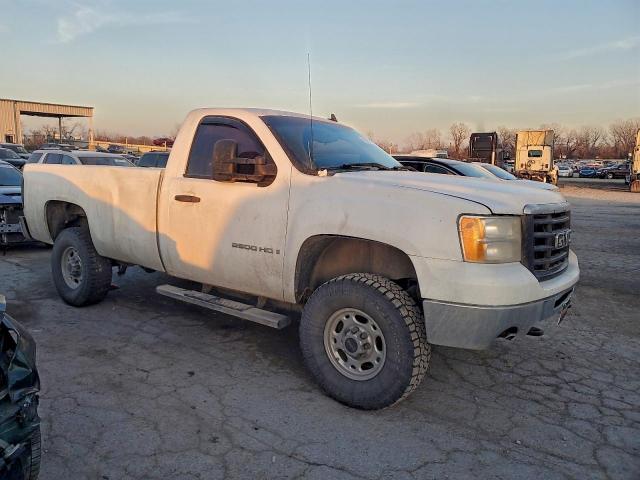 GMC Sierra C2500 Heavy Duty Image 4