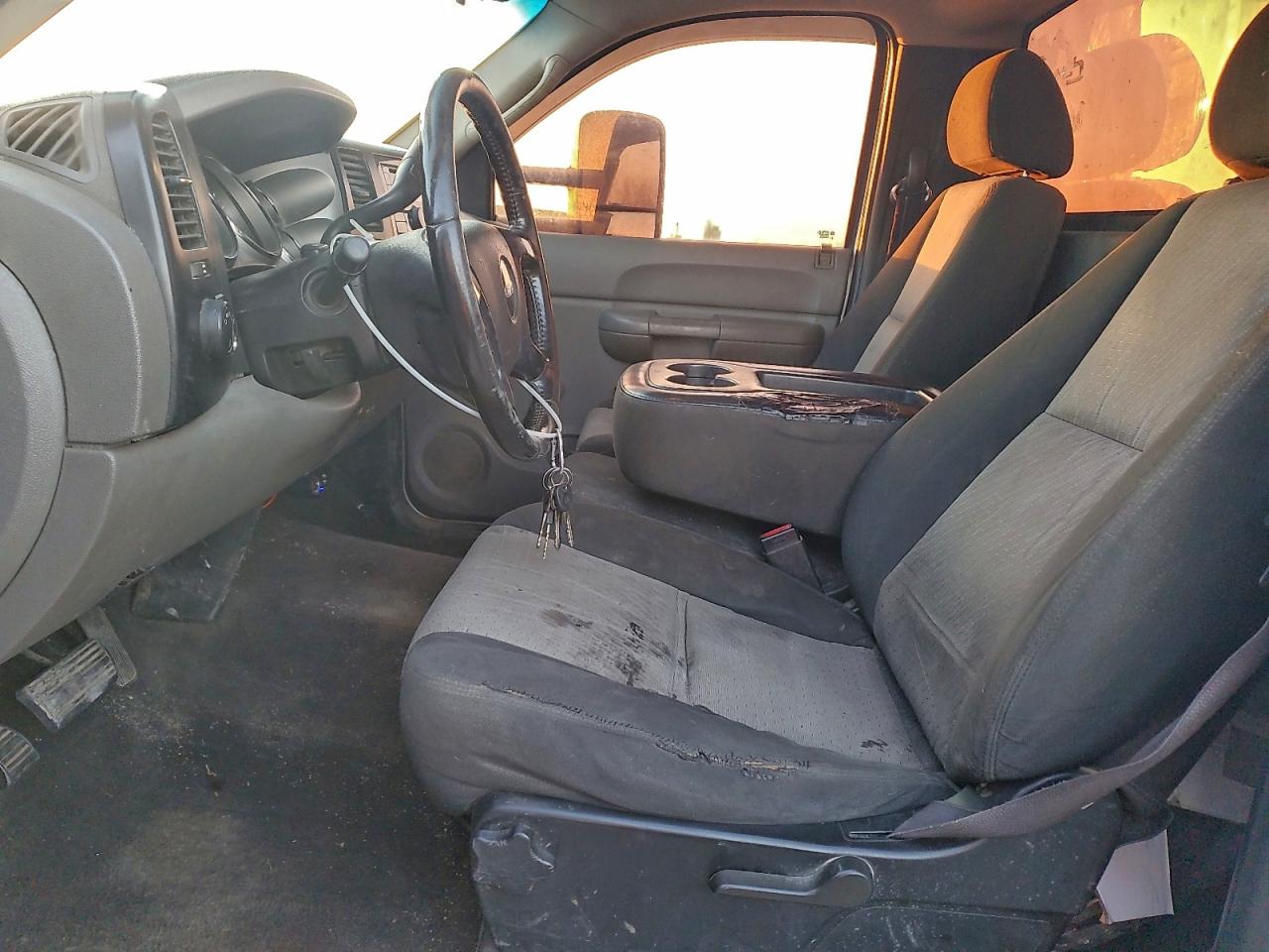 GMC Sierra C2500 Heavy Duty Image 8