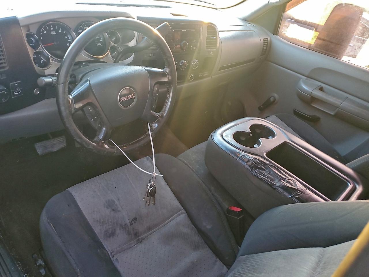 GMC Sierra C2500 Heavy Duty Image 5