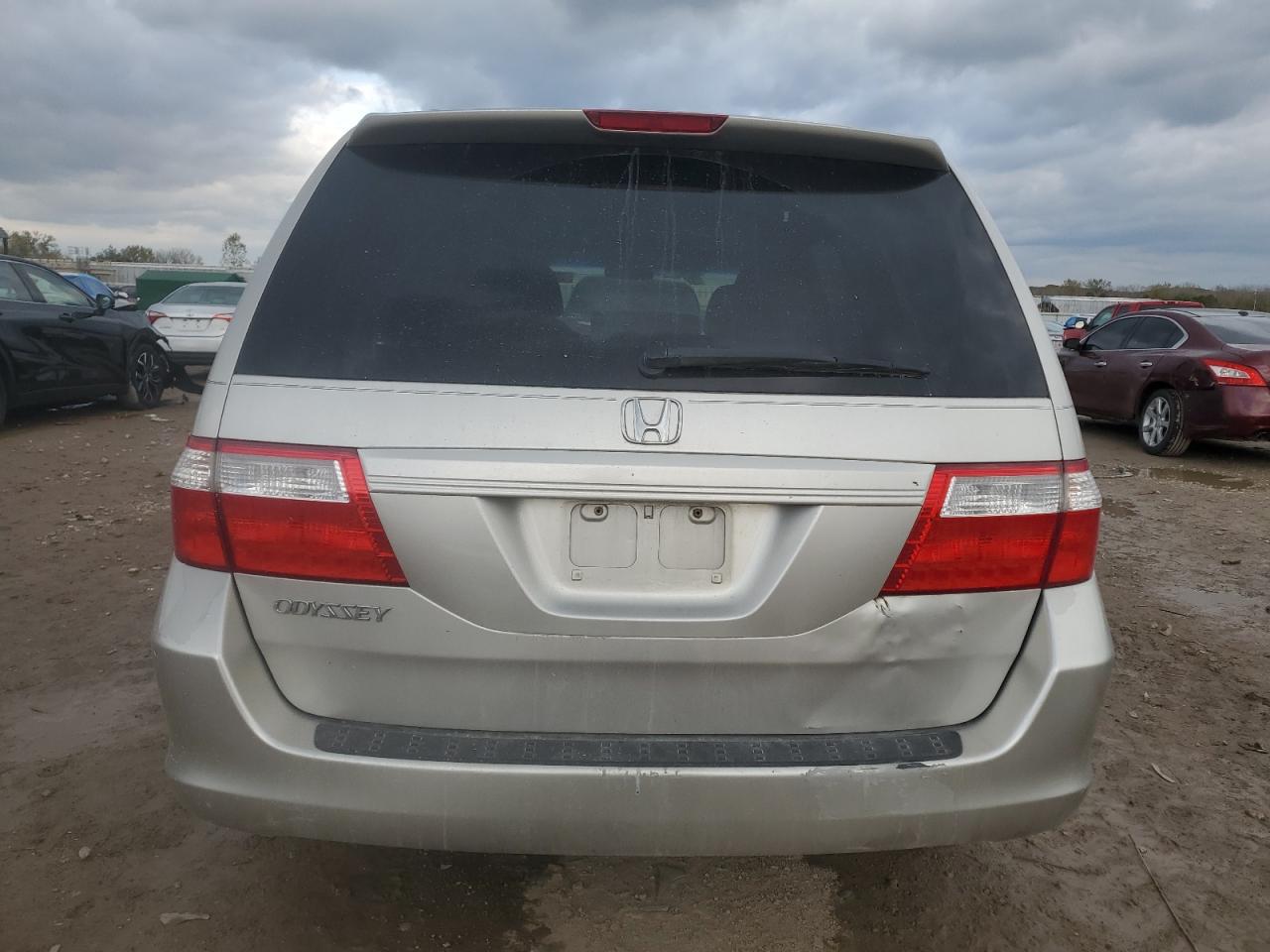 Honda Odyssey Exl Image 3