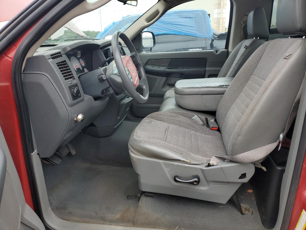 Dodge Ram 1500 St Image 9