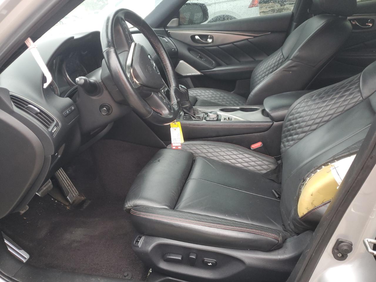 INFINITI Q50 Red Sport 400 Image 5