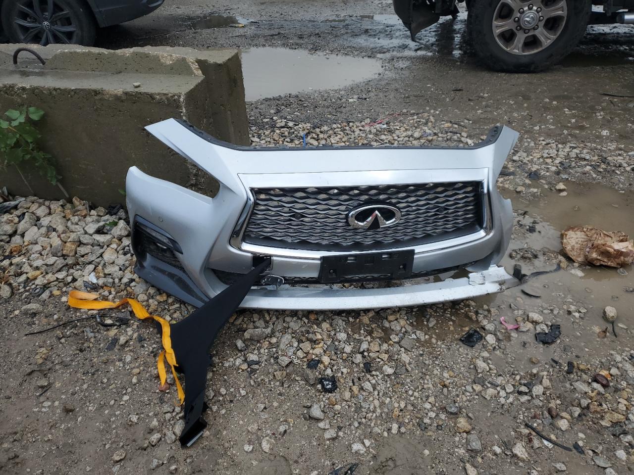 INFINITI Q50 Red Sport 400 Image 12