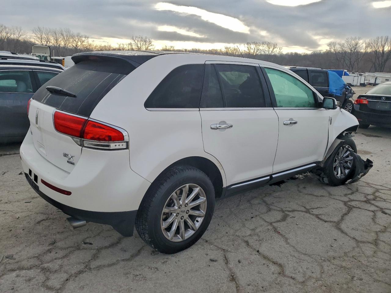Lincoln MKX Image 2